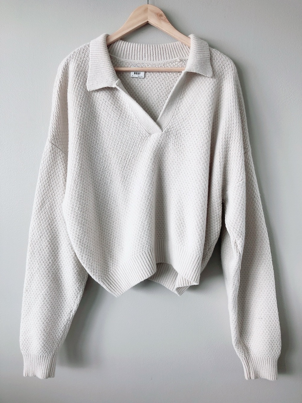 Aritzia Sunday Best Merino wool blend Cream V-Neck Collared knit Sweater XL